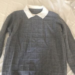 Cute preppy collared gray sweater